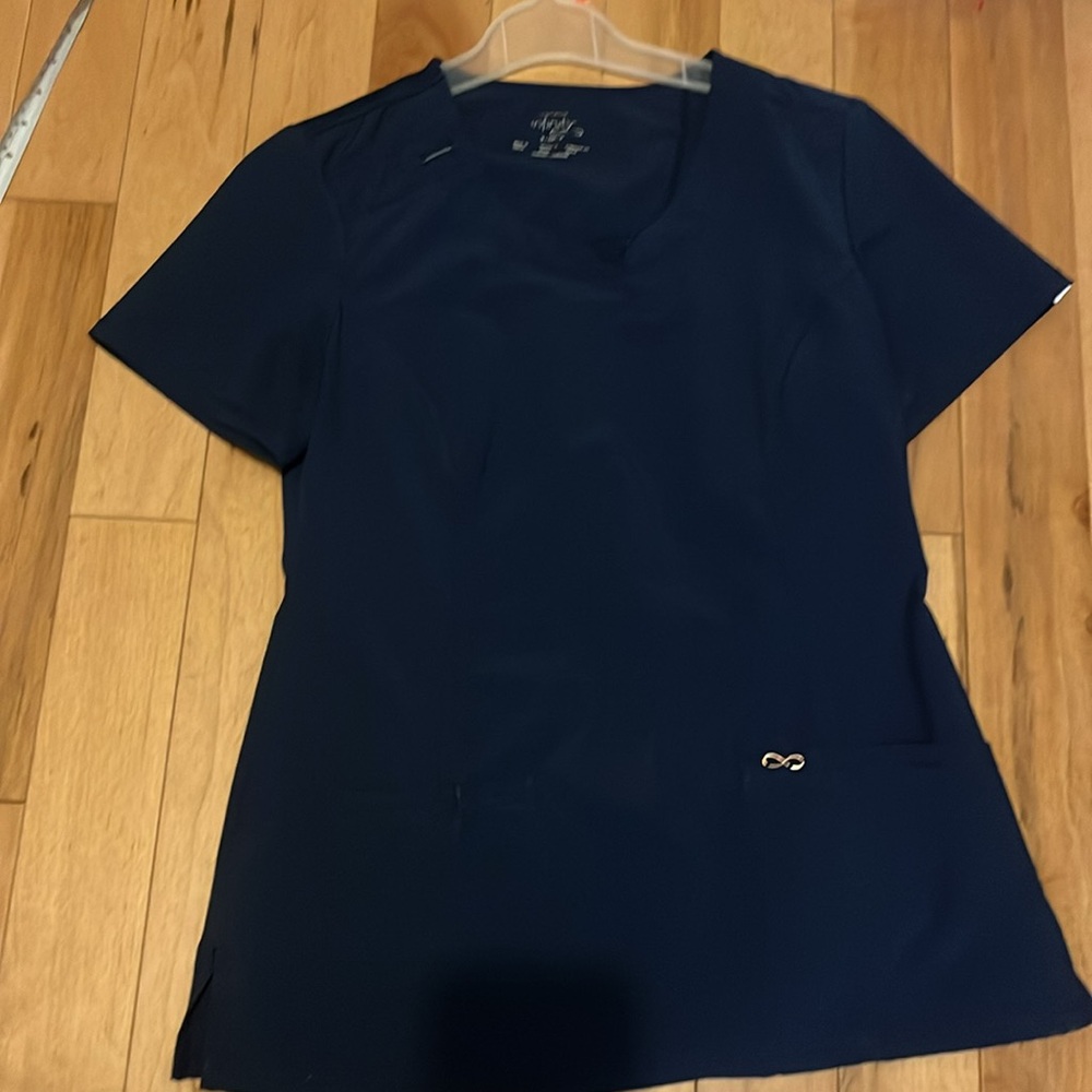 Cherokee Inifinity scrub top